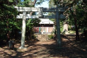 左馬神社