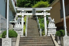 八幡神社