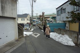 三ツ沢上町交差点