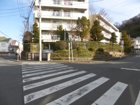 川名への道