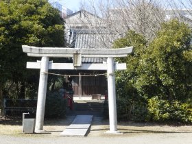 氷取澤神社