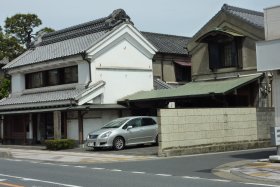 東屋田村本店