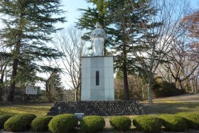 城山公園の伊達政宗立像