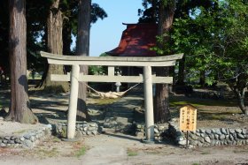 角沢八幡神社