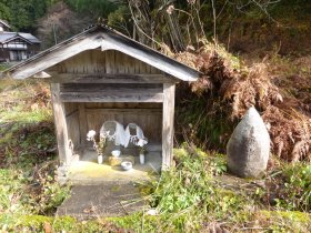 庚申塔とお地蔵さん