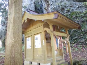 漆山神社