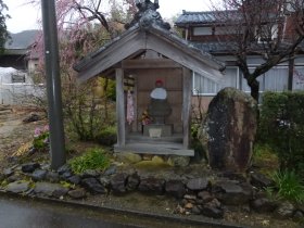 地蔵堂と庚申塔