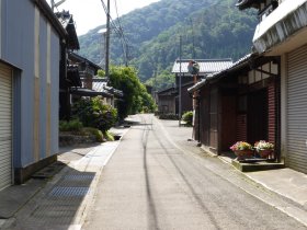 刀根の町並み